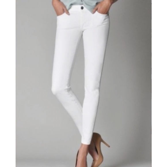 Fidelity Denim - REMOVING ON WEDNESDAY - Fidelity White Denim Stretch Jeans 26